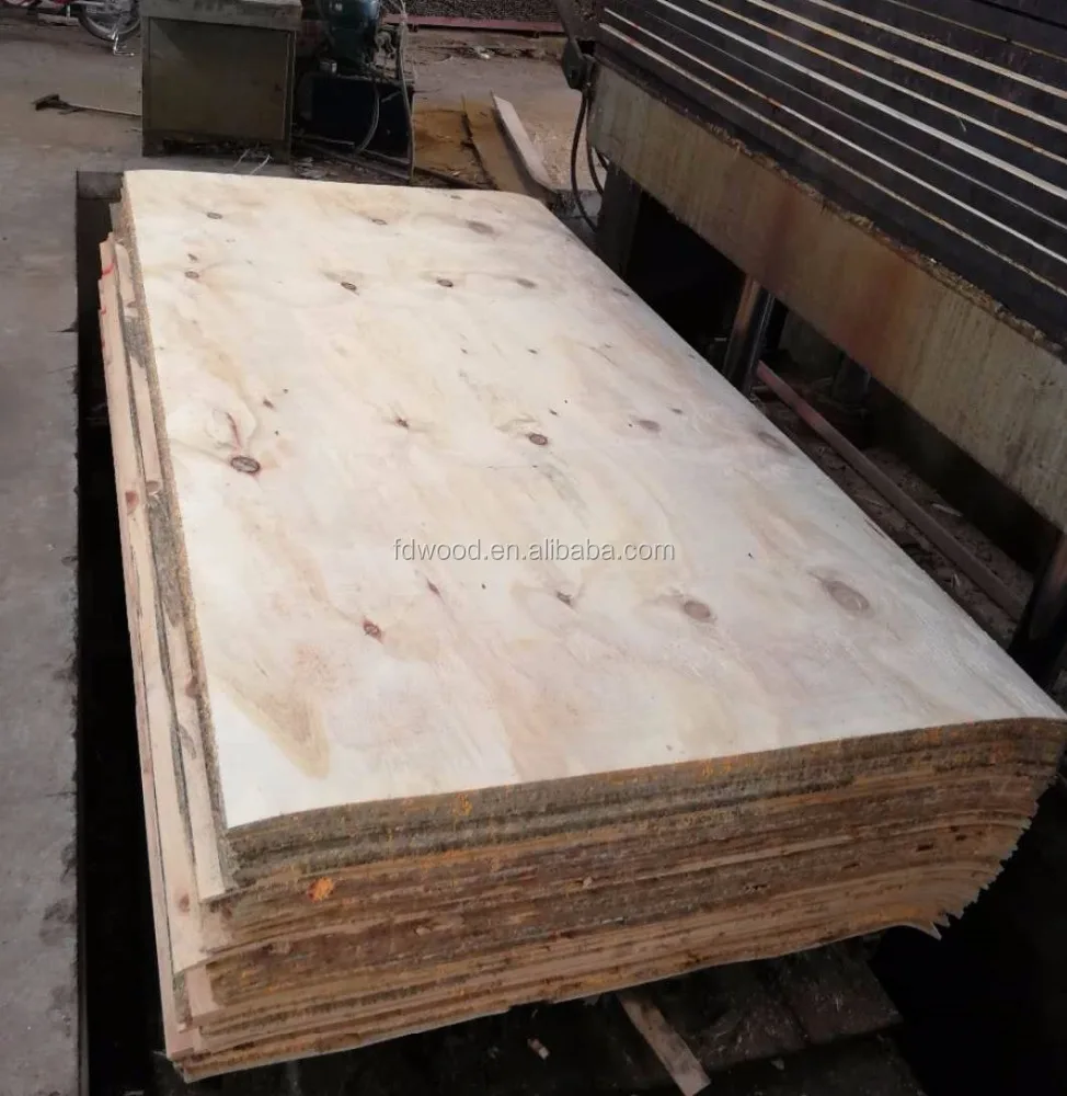 
4mm Good Price Rotary Cut Radiata Pine Core Veneer for Plywood 