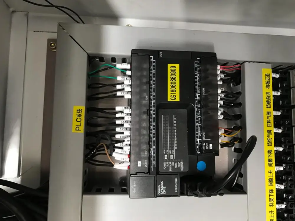 corrugated cardboard semi-auto type stapler/ corrugated box stitching equipment / corrugated carton making machine