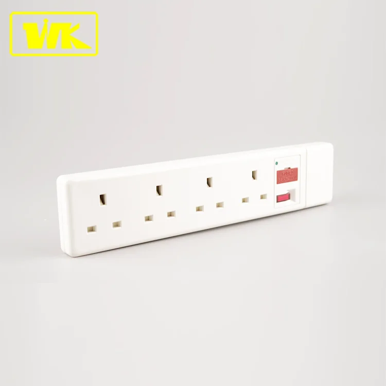 Switched & Fused 13A Electric Flexible Socket Extension with Fused Plug-Top