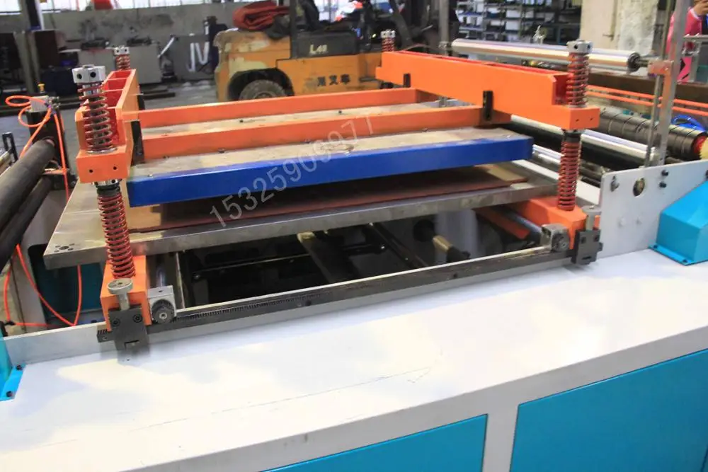 Машина для изготовления воздушных шаров из гелиевой алюминиевой фольги с буквами и цифрами