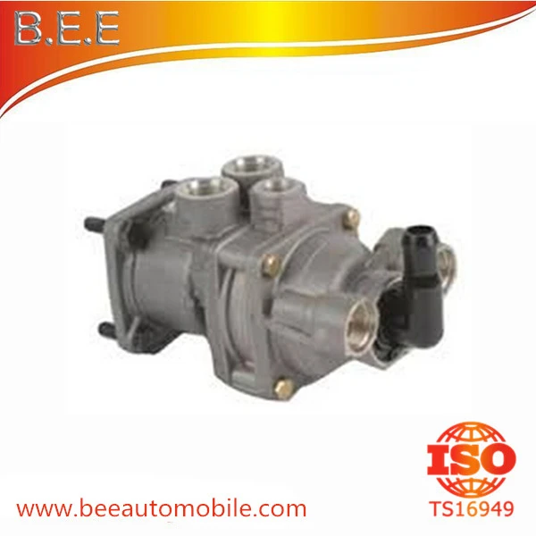 Ножной тормозной клапан WABCO 4613192700 DC 24317105
