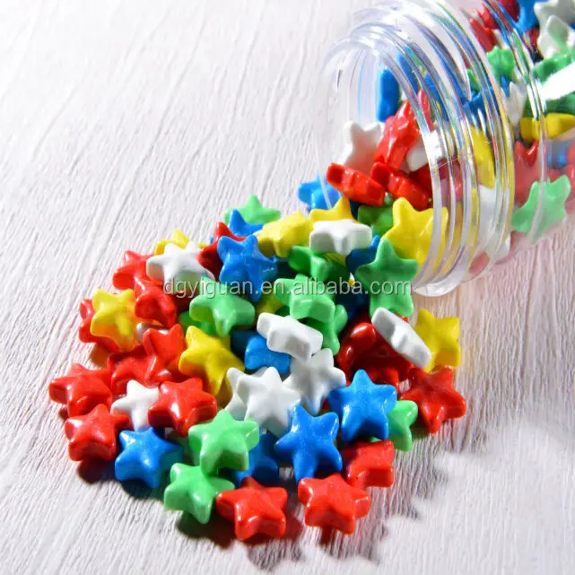 Съедобные разноцветные милые сердца с синим, красным, желтым, фиолетовым, белым