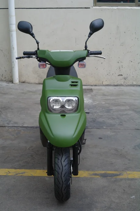 2017 new 4 stroke matte army green gasoline scooter
