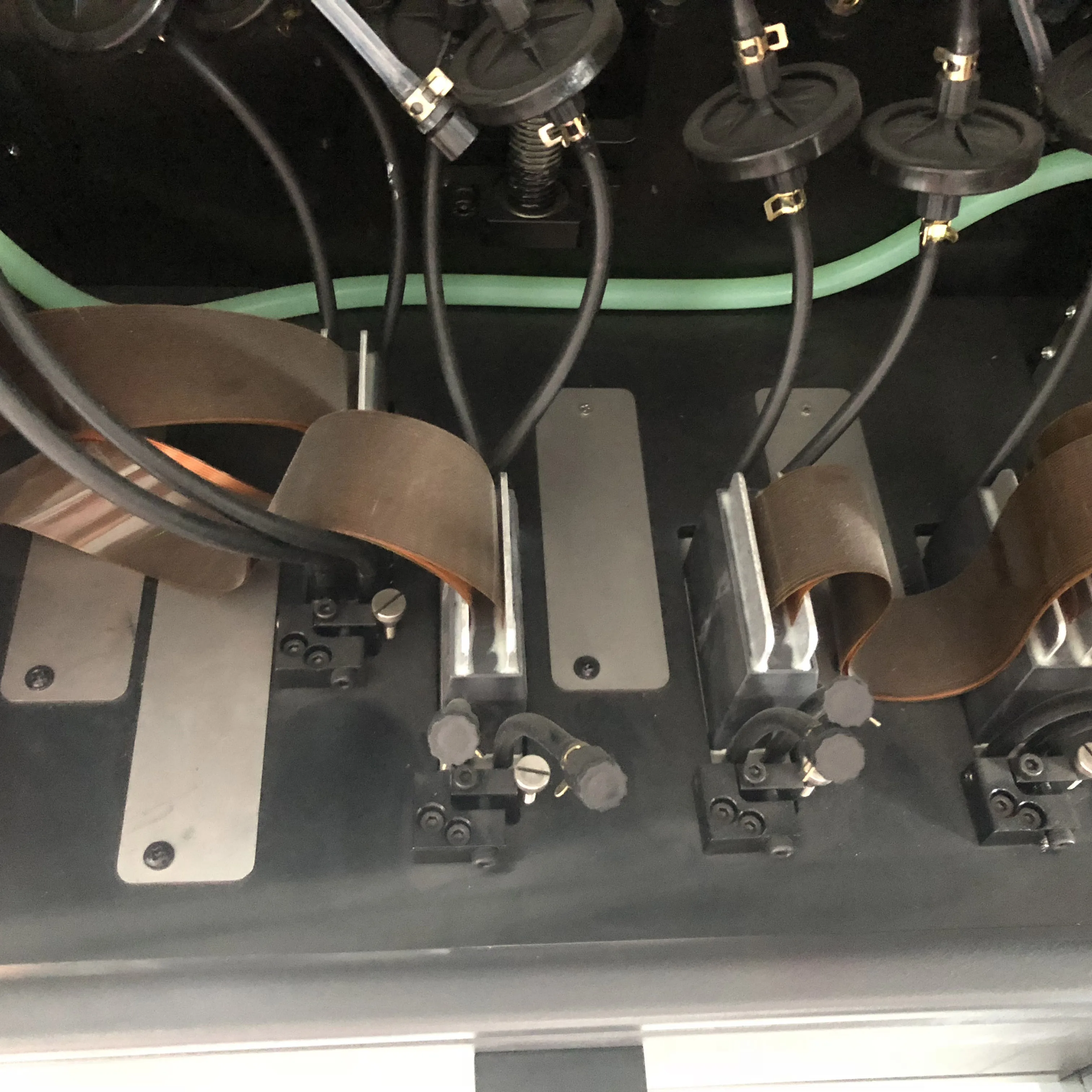 Large format flat bed LED UV inkjet printer with Ricoh gen5