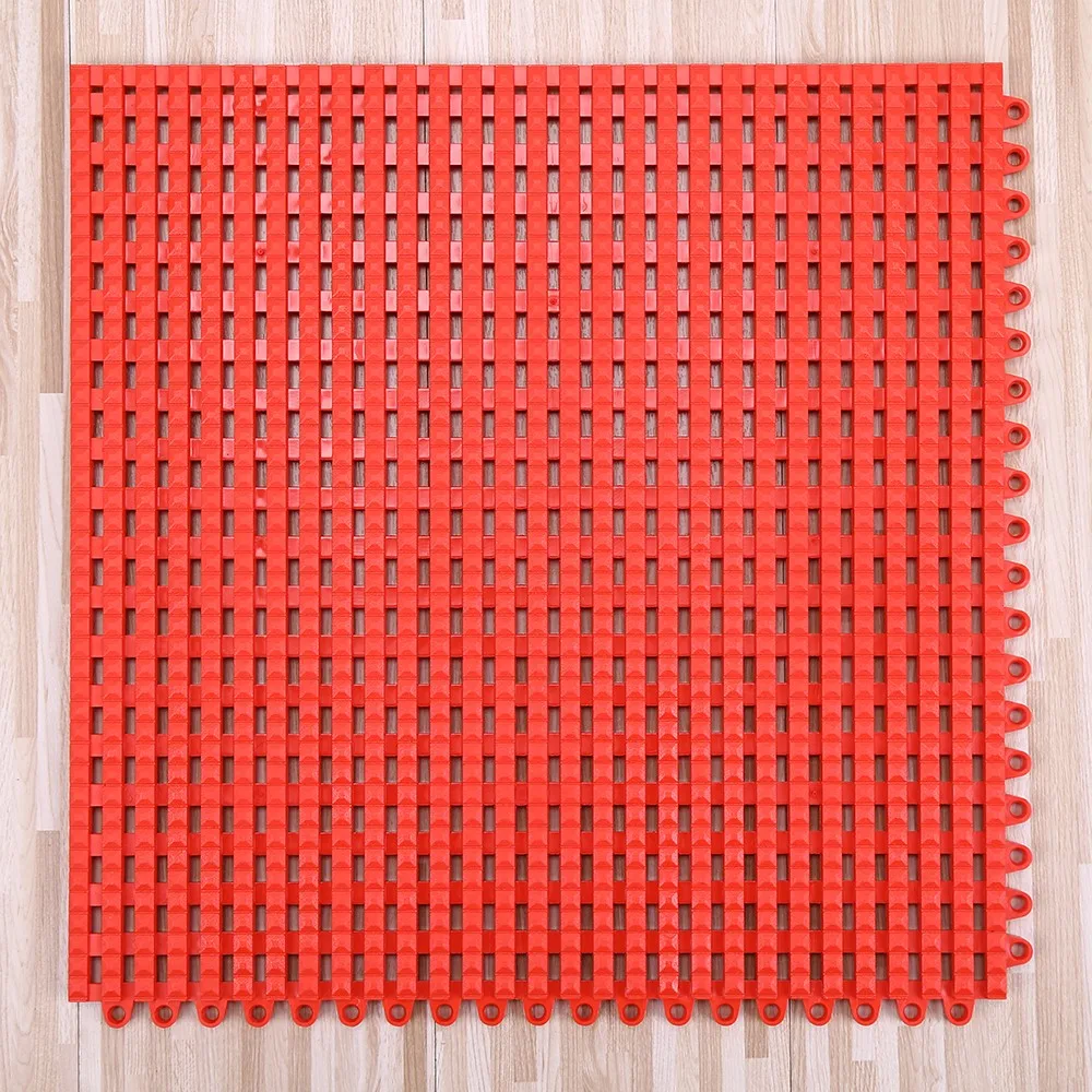 Antiskidding plastic bathroom floor mat for toilet