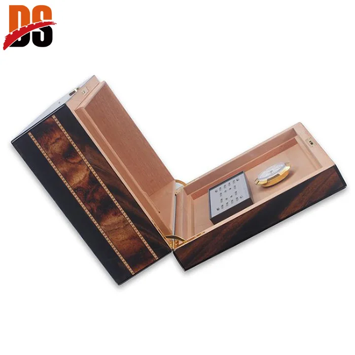 DS Factory Price Custom Logo Lockable Glossy Wood Cigar Humidor with Hygrometer and Humidifier