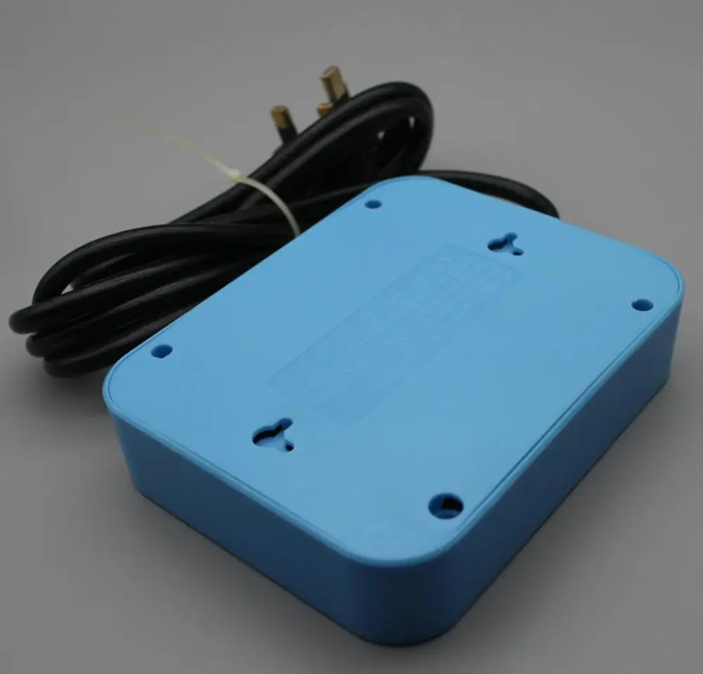 Удлинитель с 4 розетками и 3 USB-разъемами