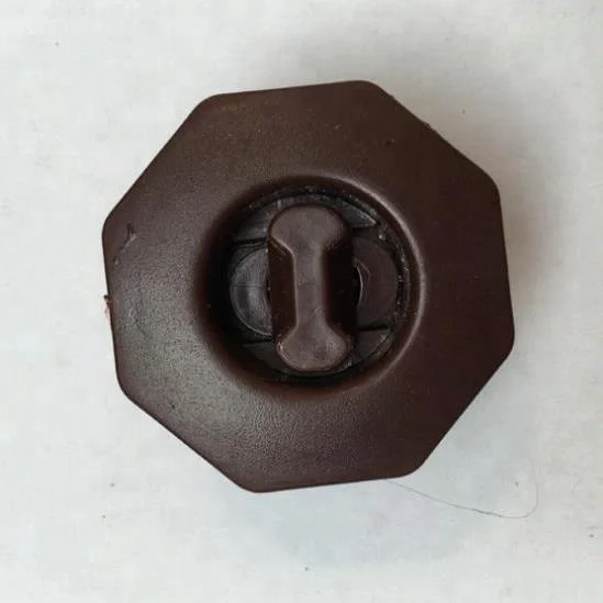  Дешевая цена автомобильные зажимы для напольных ковриков