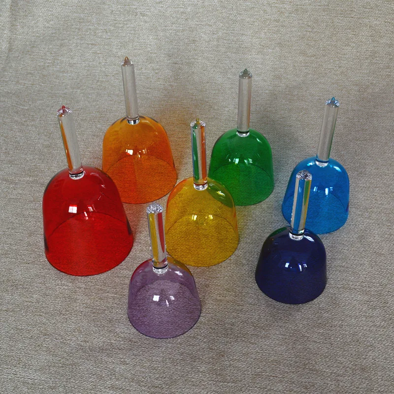 
HF Wholesale chakra tuned crystal singing bowl set sound healing Clear colorful hand held crystal singing bowl with handle 