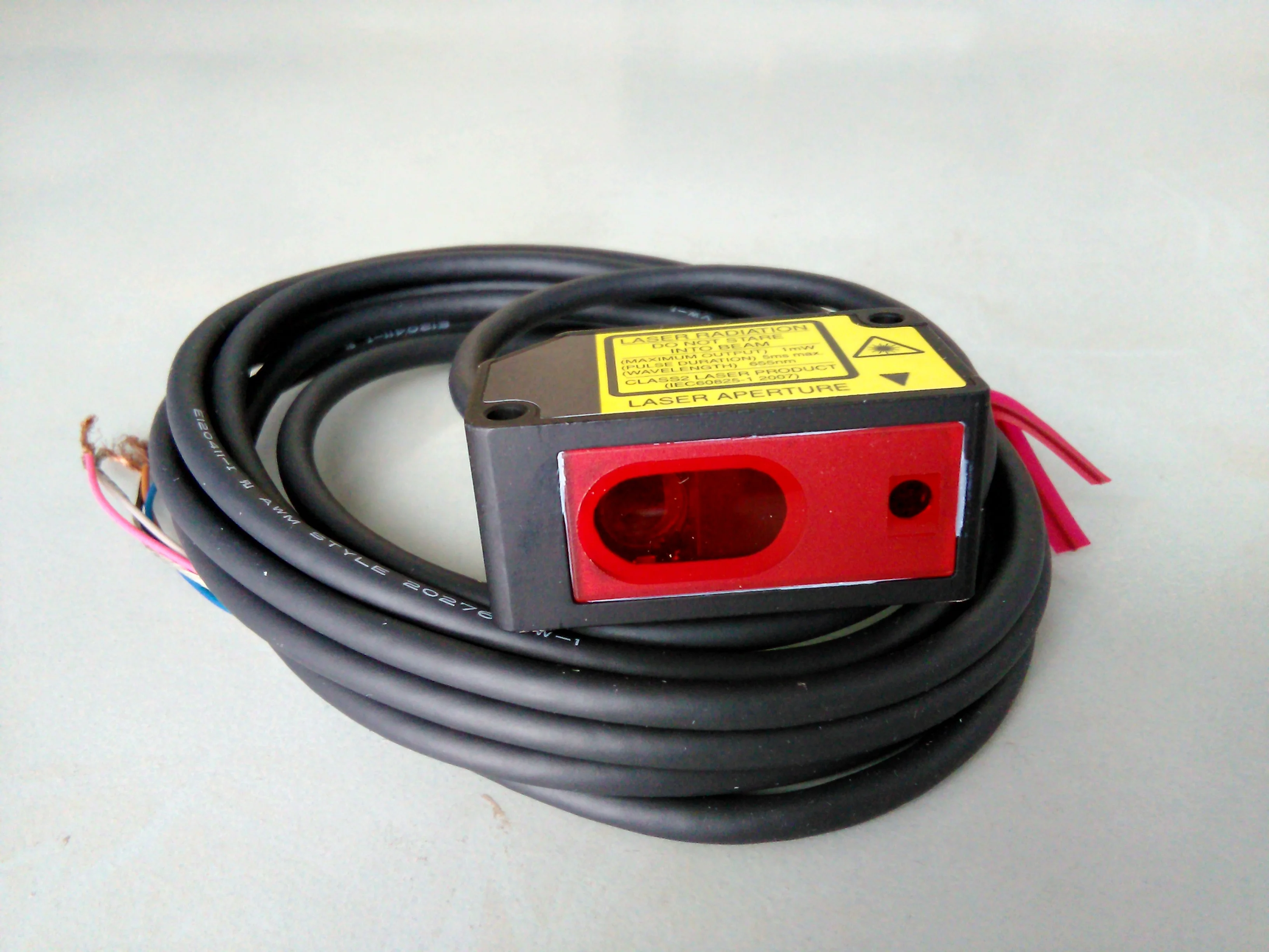 CMOS type Micro Laser Distance Sensor   HG-C1100