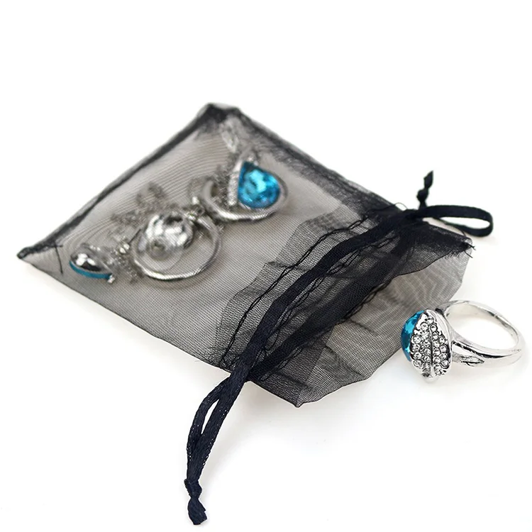 Подарочный мешок из органзы на шнурке