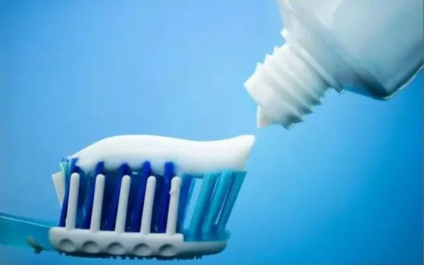 toothpaste charcoal toothpaste  whitening toothpaste oem121g