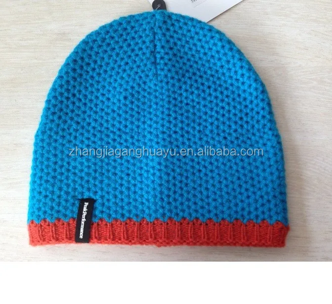 
80% merino wool 20% nylon machine knitted beanie with soft handfeeling 