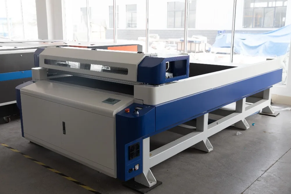 LC1325D China made sheet metal laser cutting machine