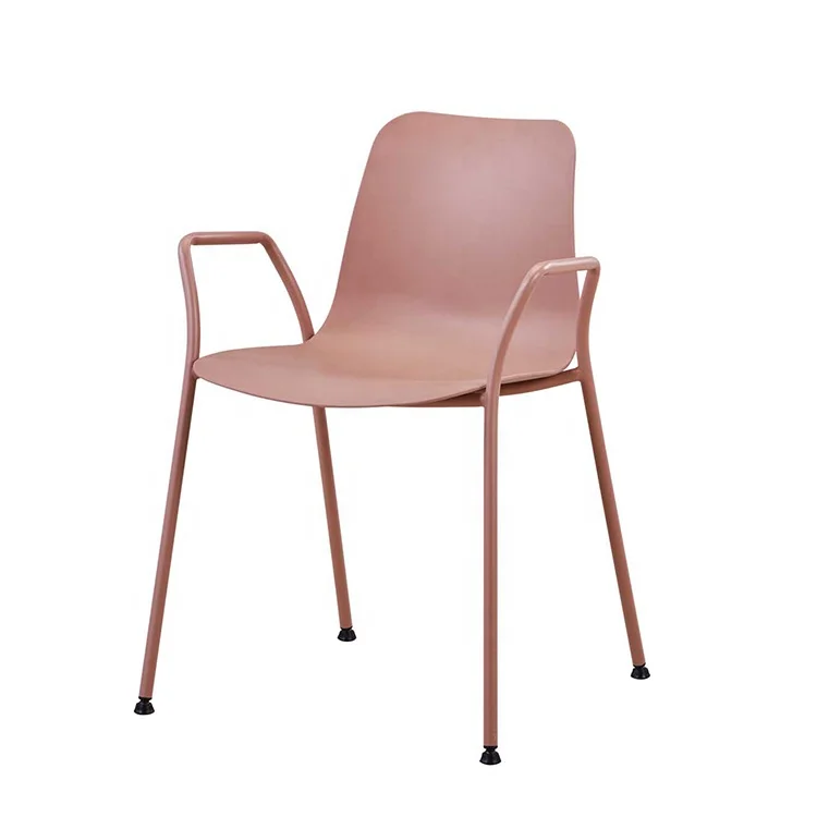 2022 fashion dining room cheap pink arm plastic chair with metal leg