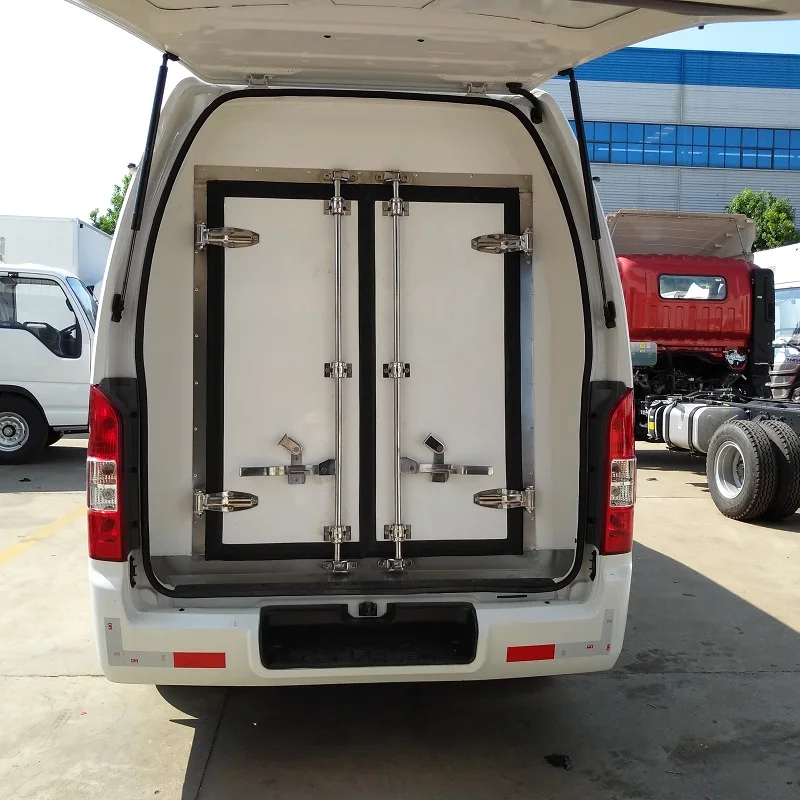 Foton mini refrigerated truck body city transportation refrigerator van truck for meat and fish