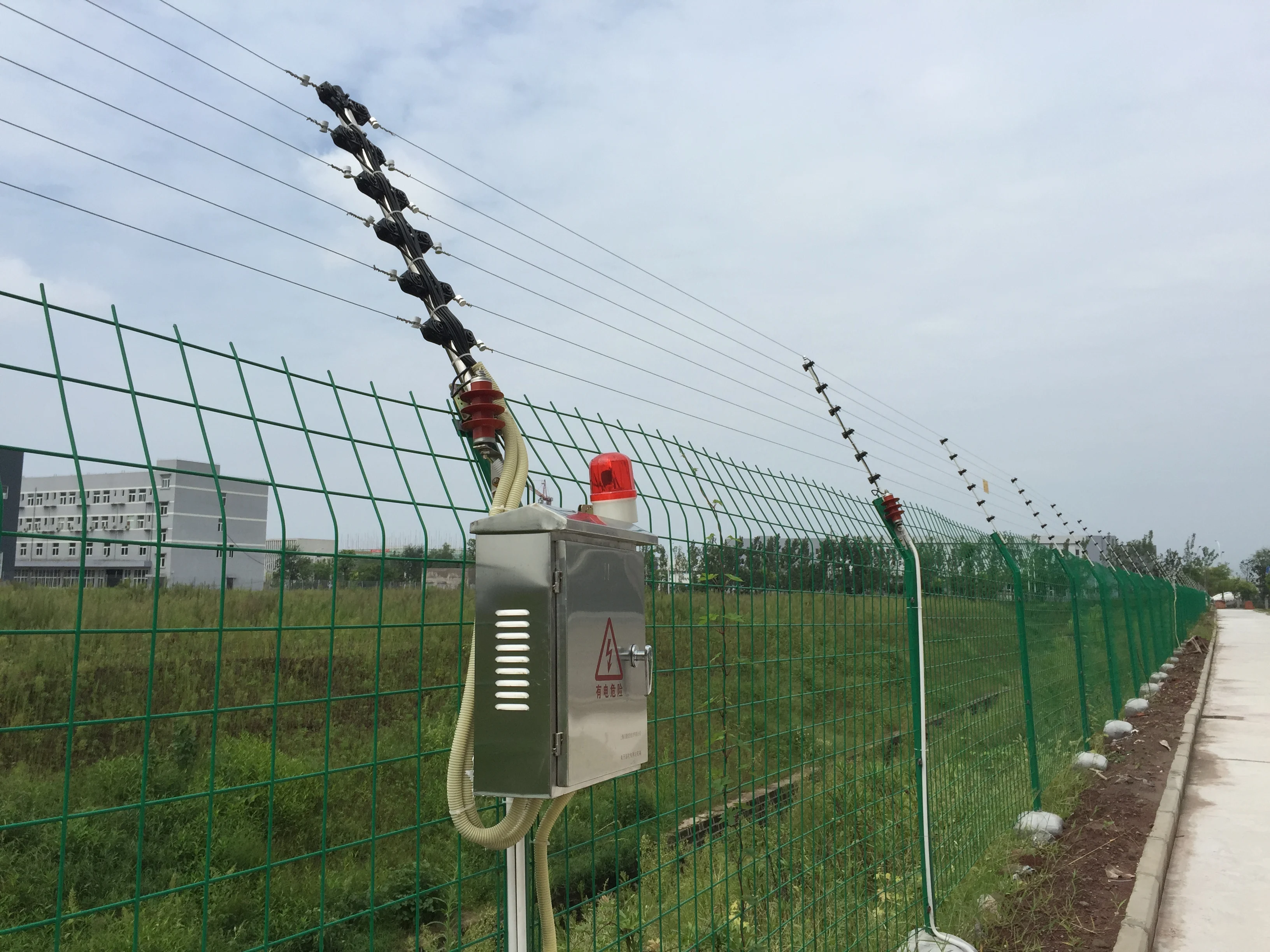 Perimeter Security Electric Fence Energizer Monitored High Voltage Security Electric Fence System with Touch Alarm Function