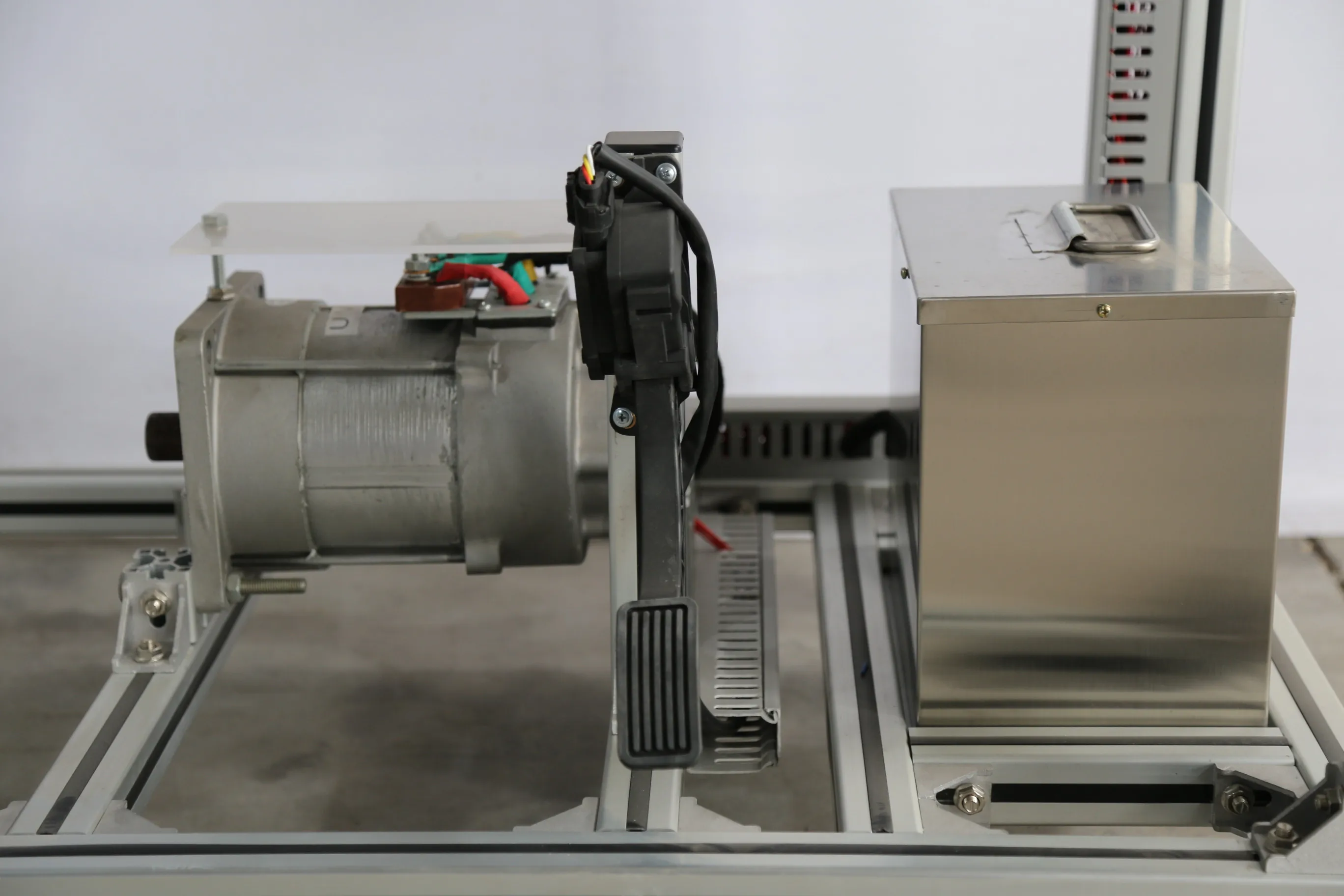 Electric vehicle battery management system car training equipment