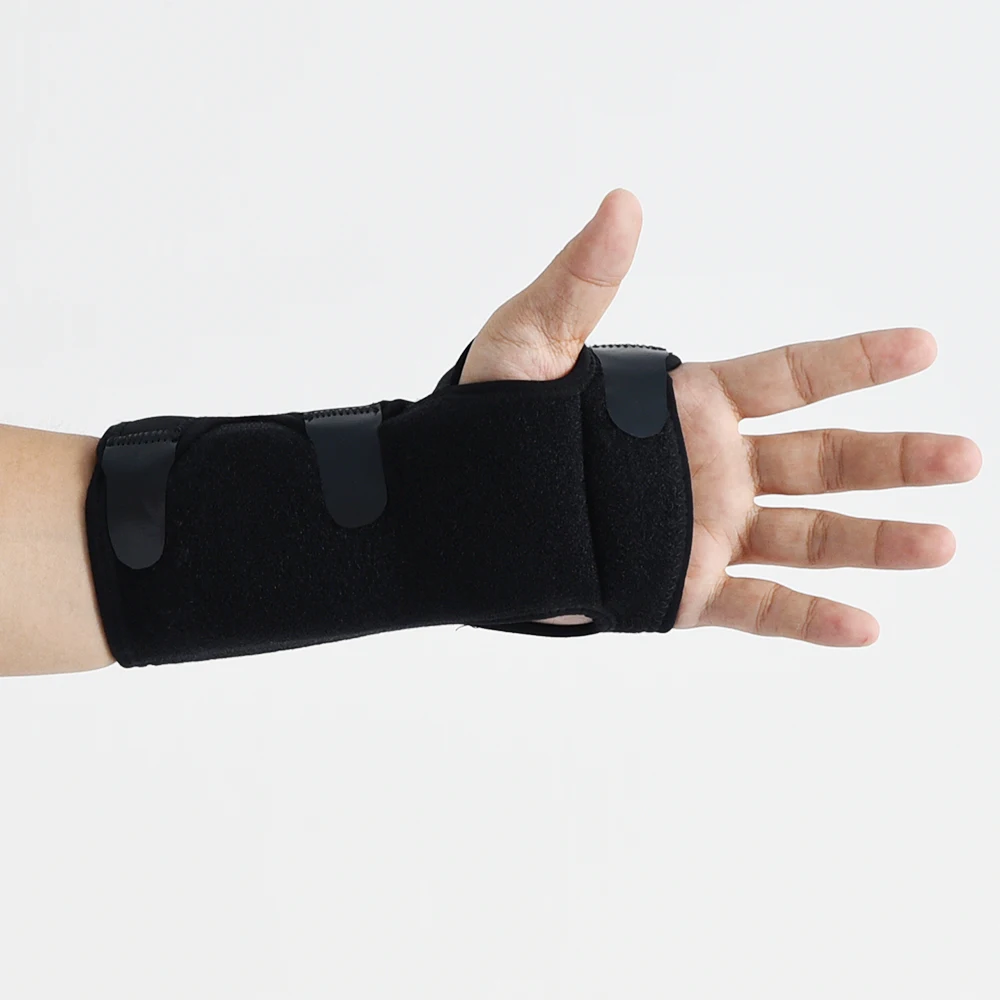 Night Wrist Sleep Support Brace Cushioned to Help With Carpal Tunnel and Relieve and Treat Wrist Pain Adjustable Fitted