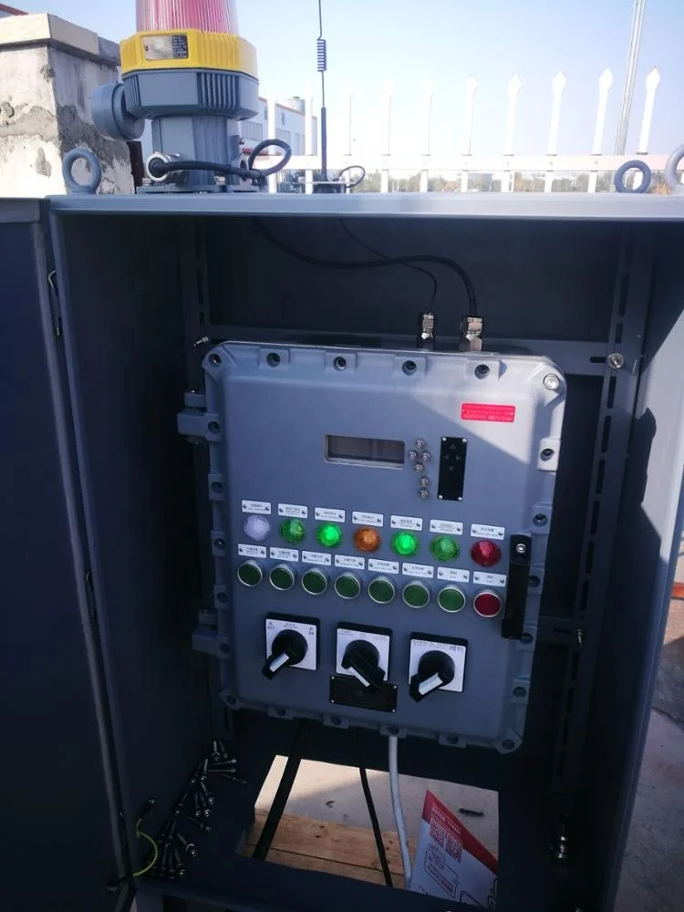 Hydraulic marine loading unloading arm