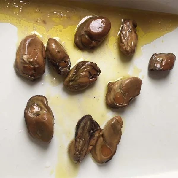 Canned Oyster shell canned seafood 170g