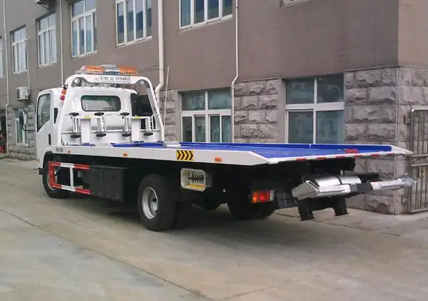 Japan cheap 2Ton/3Ton/4Ton/5Ton 0 degree flatbed road wrecker towing,recovery trucks for sale