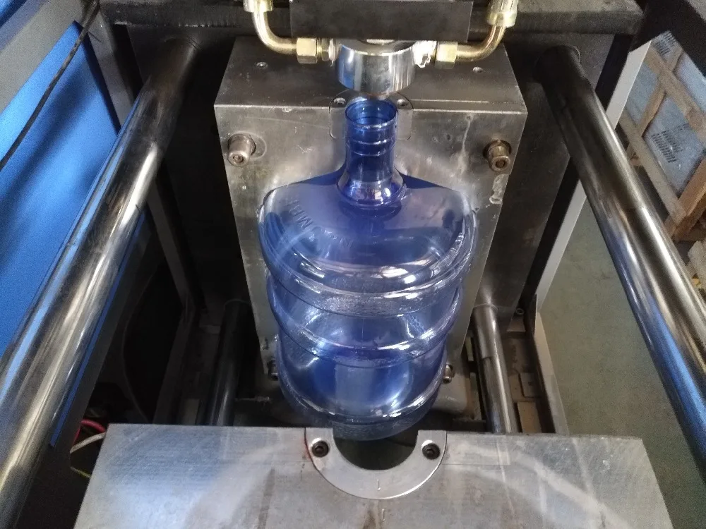 5 gallon semi-automatic blow molding machine