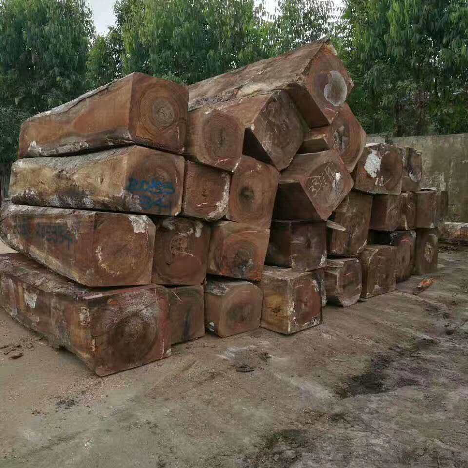 Wooden round logs/timber/ BIRCH/ ADOUNG/DABEMA/ OKAN/ RED ZEBRA/ TALI/ ZINGANA