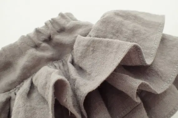 
INS popular Linen Ruffle Toddler Bloomer For Kids Girls Organic Cotton Infant Mini Shorts Diaper Cover 