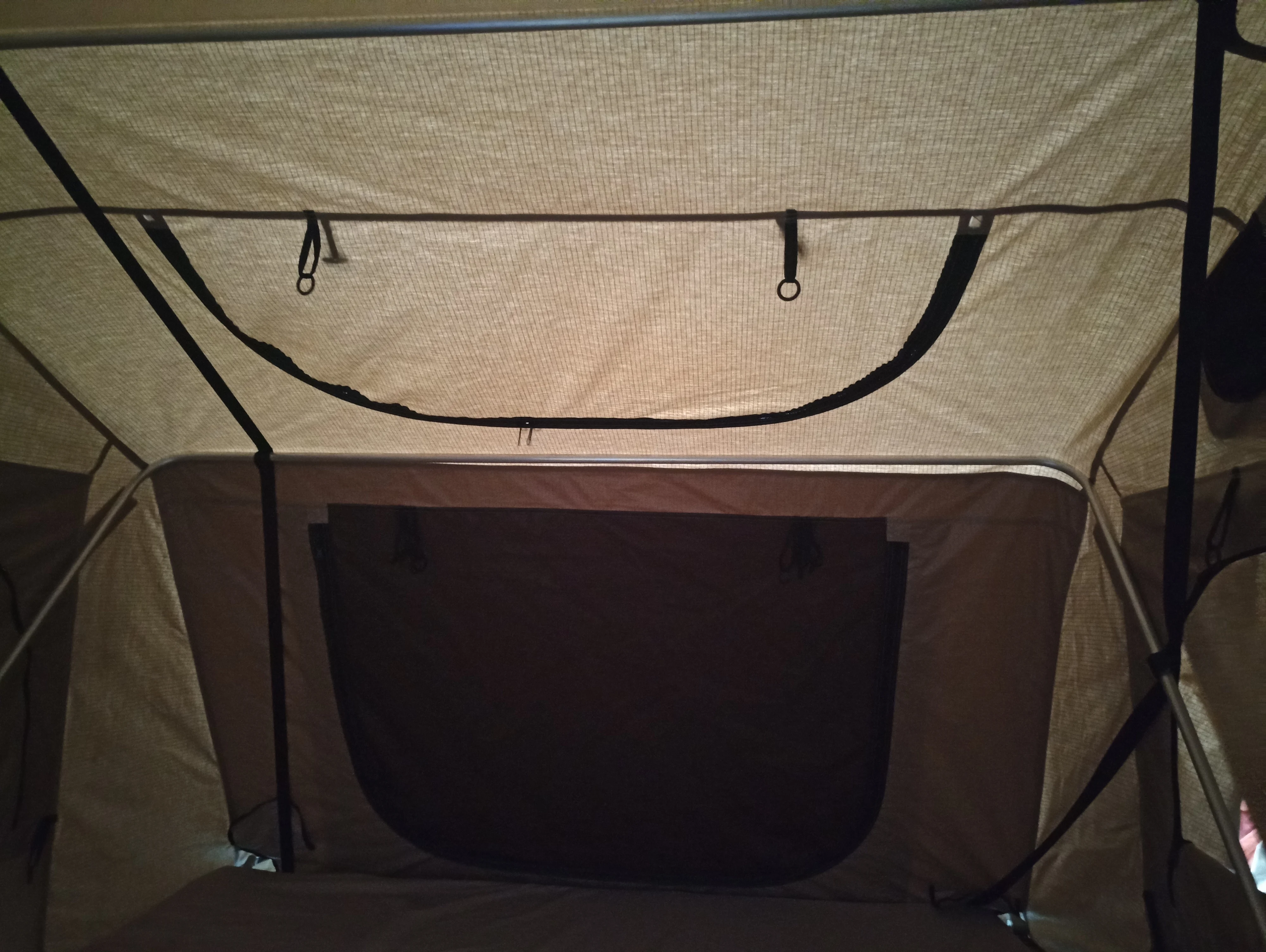 4x4 Off-road Roof top tent for Camping Hiking for different size