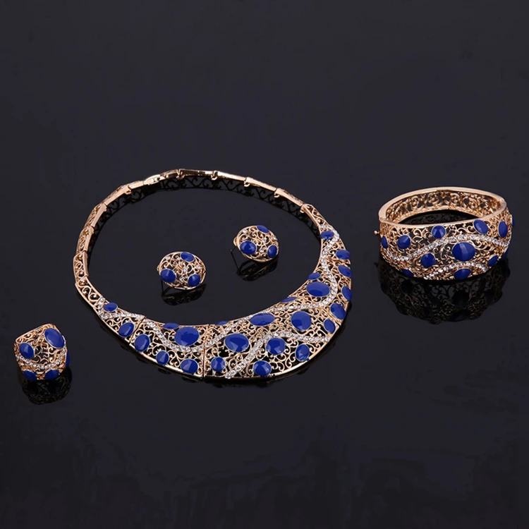 Fashion Luxury 4 Piece Dubai Gold Plated African Jewelry Set Wholesale Arabic Bridal Wedding Costume Jewelry Sets