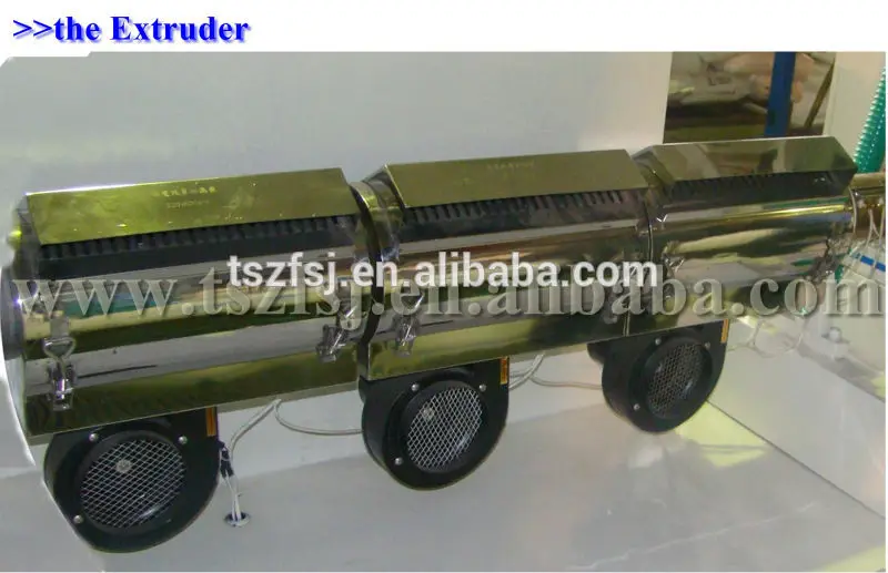 орошение сельскохозяйственных земель пластиковый шланг машина