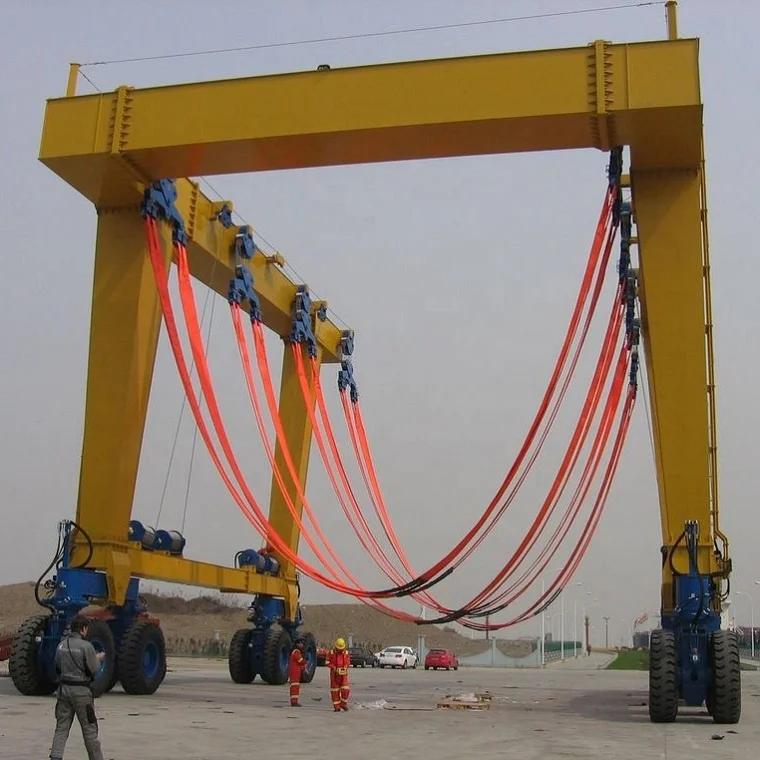 Boat Lift 300T Mobile Travelling Yacht Gantry Lifting Crane