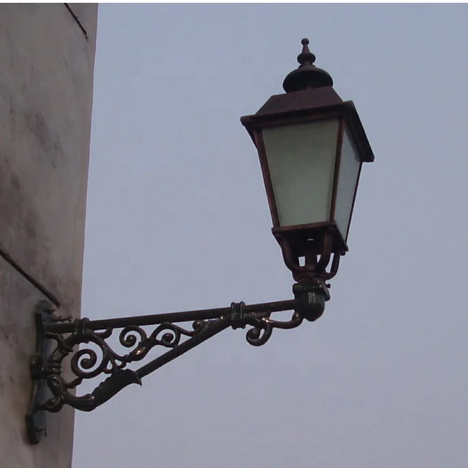 China supplier outdoor light head cast iron garden wall lamp