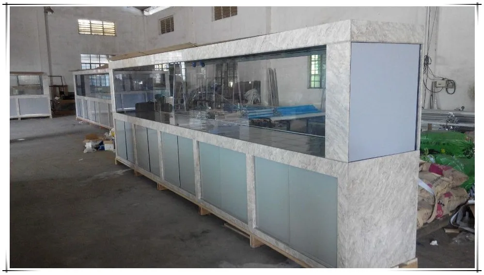 The small untra-clear tempered glass fish tank