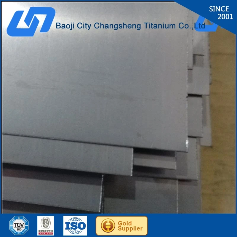 Тонкий титановый лист