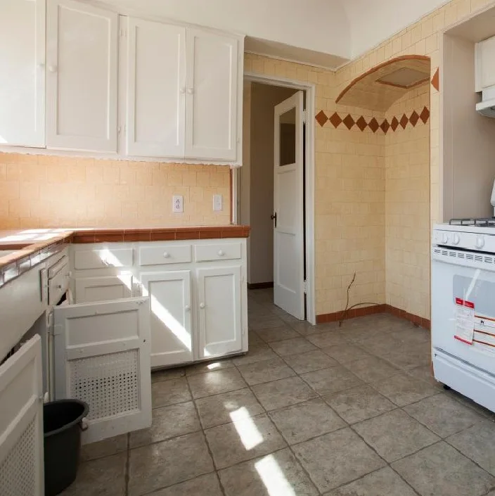 self-leveling floor mortar compound for floor leveling