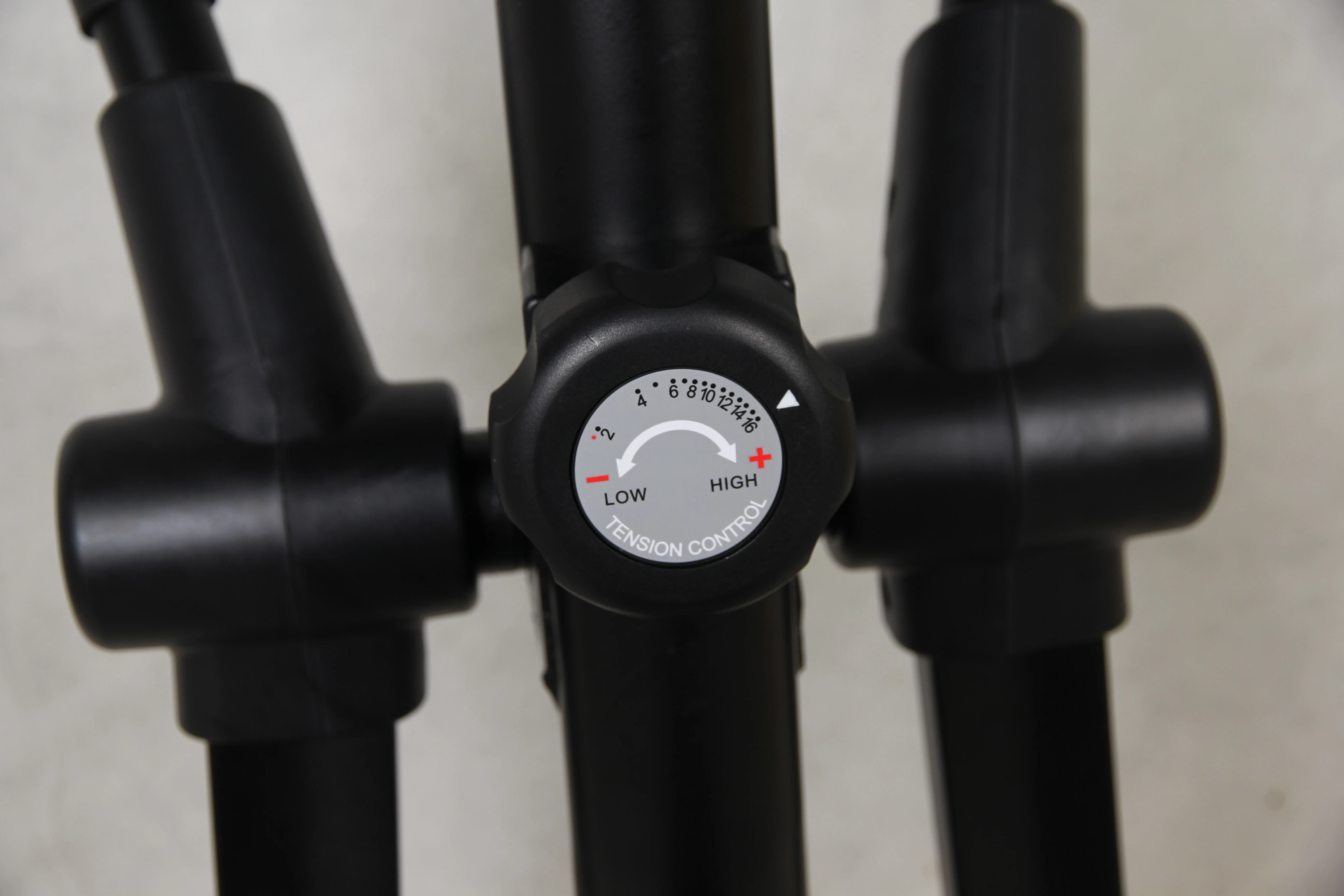 
New Design Premium Designed Magnetic Cross Trainer,Fitness Exercise Bike For Home Use 