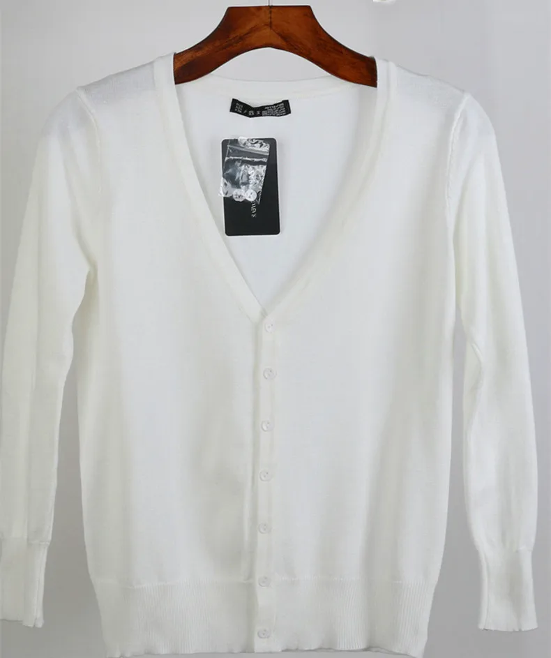 Wholesale mercerized cotton solid color buttoned cardigan lady air-con room wear thin basic v neck 12GG cardigan sweater women