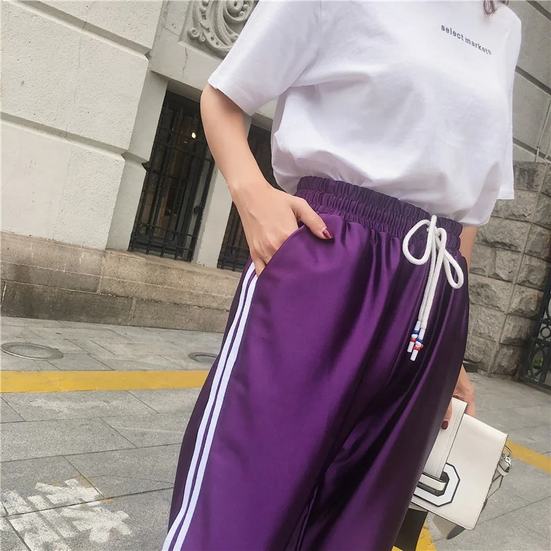 Factory Supply Quality Fashion Hip Hop Style Women Side Stripe Patch Sweatpants Satin Gloss Women Jogger Pants