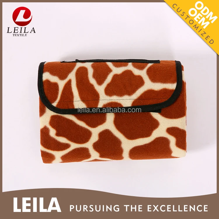 Factory direct supply colorful breathable 100% polyester outdoor blanket