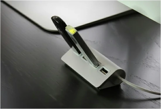 
Elegance 4 port usb hub Aluminium USB HUB Powar Adaptor 