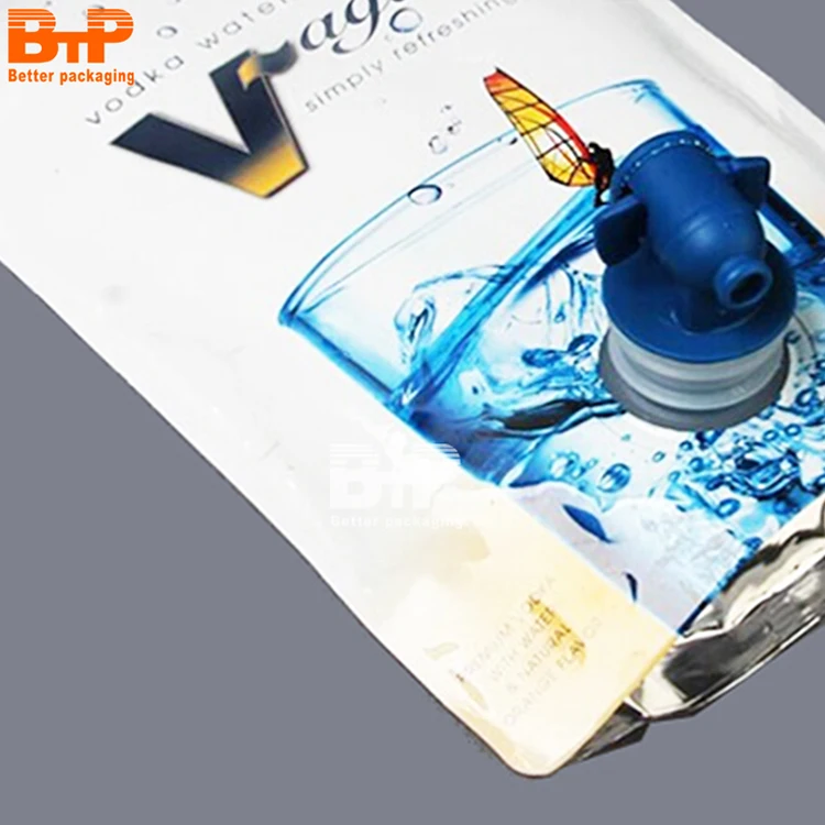 1.5 Liter Liquid Packaging Bag with Vitop Valve Stand up Pouch for Juice Wine Water Package with Handles