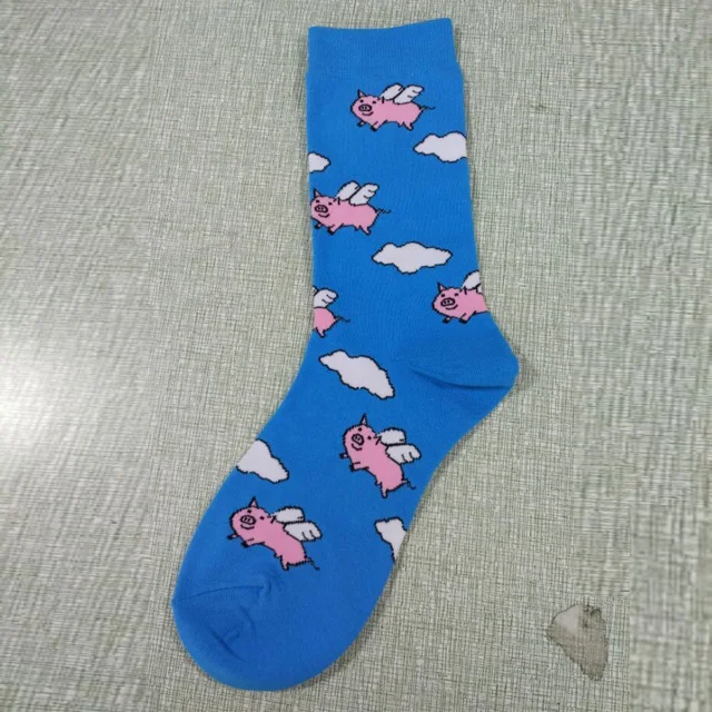 
Custom animal pattern and Spandex / Nylon / Cotton Material flying pig fun socks 