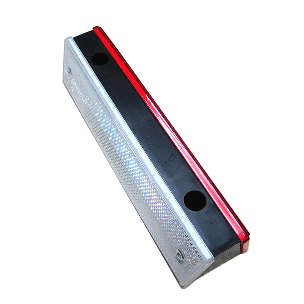 China Rectangular Barrier Guardrail Reflector, High Reflectivity, Highway Light, High Quality Reflector