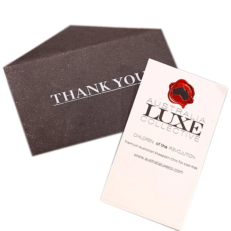 Индивидуальная индивидуальная печатная рециркулированная бумажная Подарочная бирка, пригласительная открытка на день рождения с черным конвертом, благодарственные открытки