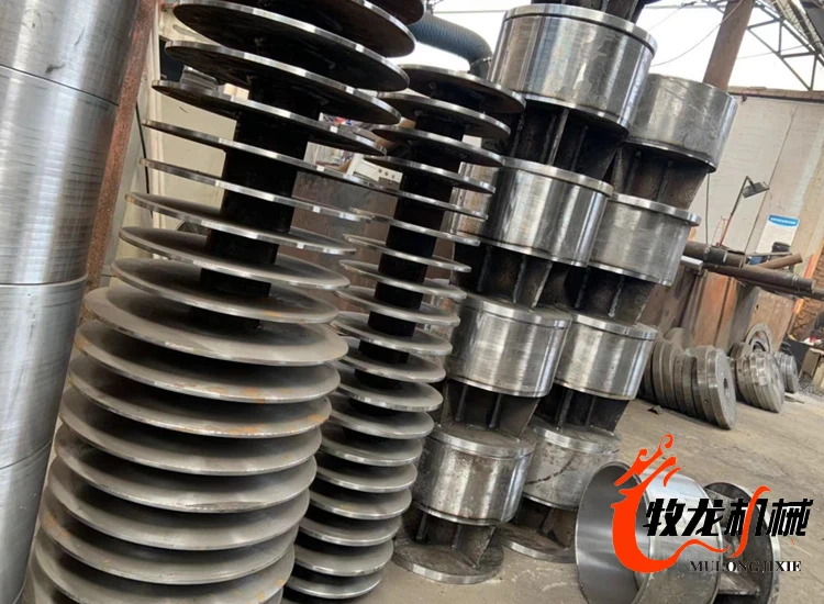 4KW 100-150KG/h pellet animal feed machine wheat bran pelletizer