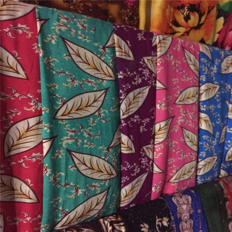 
100% viscose spun rayon fabric stock 100% Rayon and Viscose Printed Fabric Of Garments 