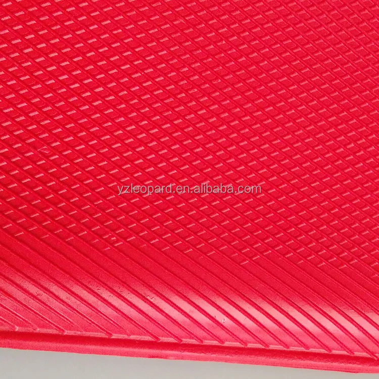 New style economical rubber hot water bottle with plastic stopper 1000ml, 1750ml, 2000ml for hospital therapy