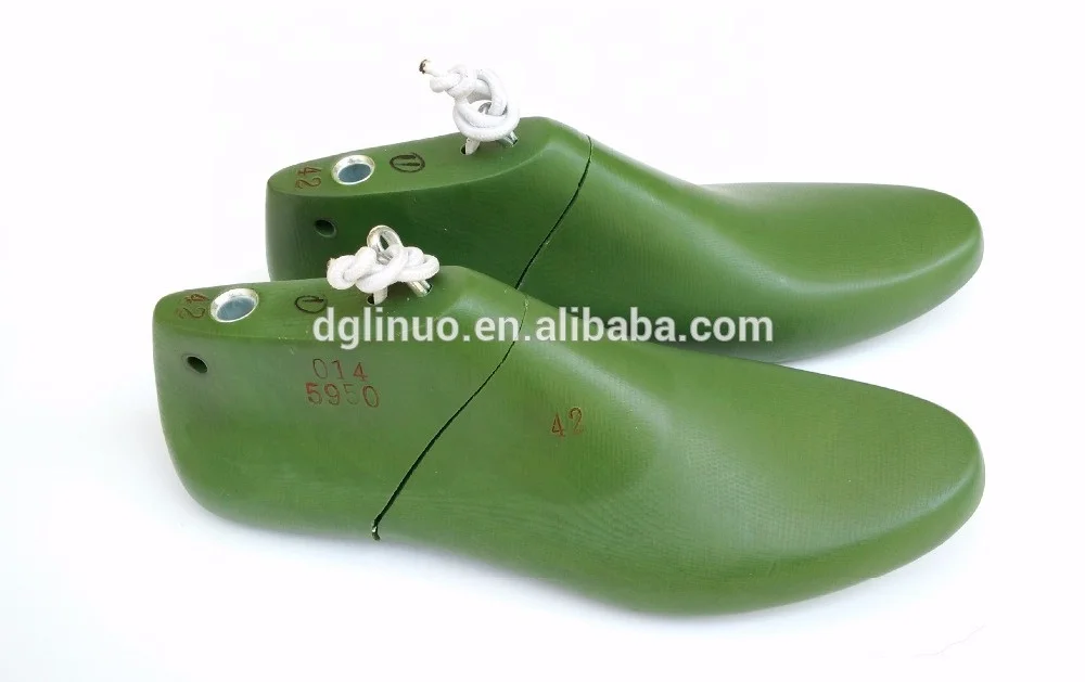 Man moccasin shoes plastic shoe lasts